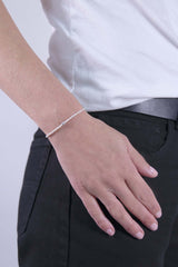 Klassisches Armband mit Weißen Süßwasserperlen & 14K Weißgold Diamant Kugel - Principessa Bracelet